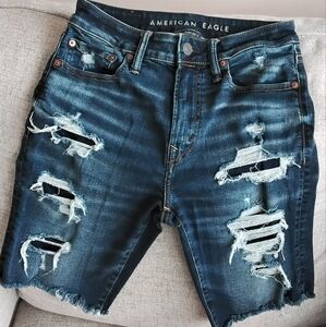 American Eagle Distressed Denim Shorts Sz 28